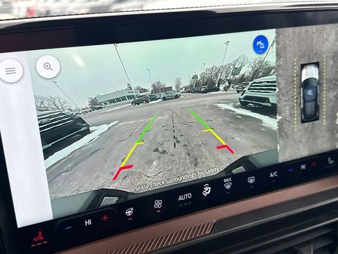 Used 2025 Ford Bronco Sport Outer Banks w/ Outer Banks Tech Package+ image 36