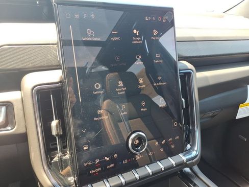 New 2026 GMC Yukon AT4 w/ AT4 Preferred Package AWD/4WD image 19