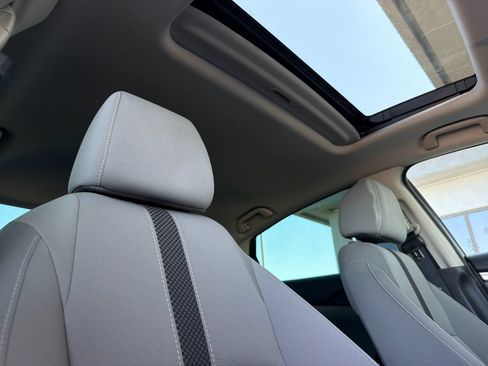Used 2020 Honda Civic EX image 16