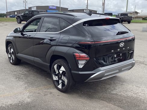 Used 2025 Hyundai Kona Limited AWD/4WD image 6