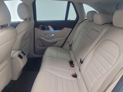 Used 2016 Mercedes-Benz GLC 300 4MATIC image 18