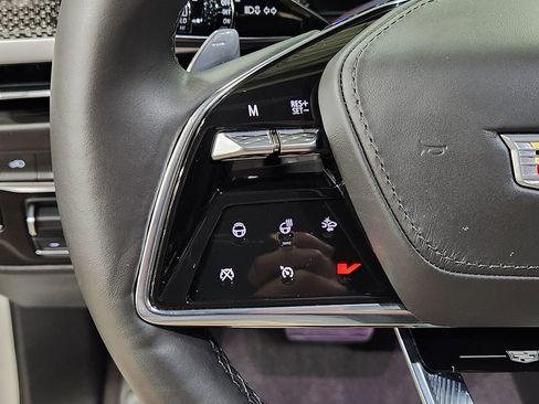 Used 2025 Cadillac Escalade V image 48