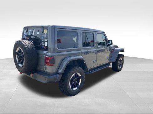 Used 2022 Jeep Wrangler Unlimited Rubicon w/ LED Lighting Group AWD/4WD image 16