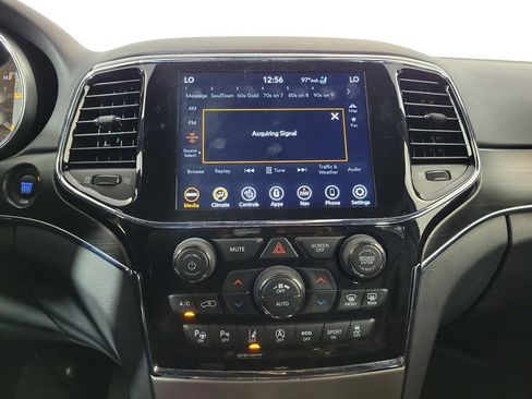 Used 2020 Jeep Grand Cherokee Limited w/ Luxury Group II RWD image 19