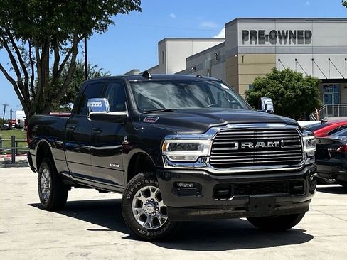 Used 2024 RAM 2500 Laramie w/ Safety Group AWD/4WD image 2