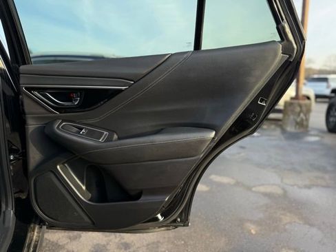 Used 2022 Subaru Outback Limited image 18