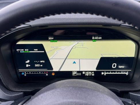 Used 2025 Subaru Forester Premium image 18