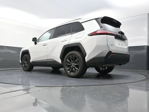 Used 2026 Toyota RAV4 XLE Premium FWD image 35