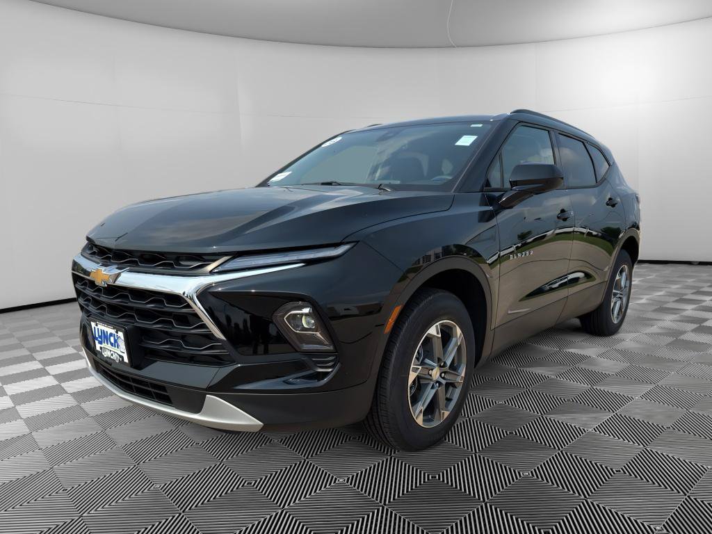 New 2026 Chevrolet Blazer LT w/ Convenience Package AWD/4WD image 1