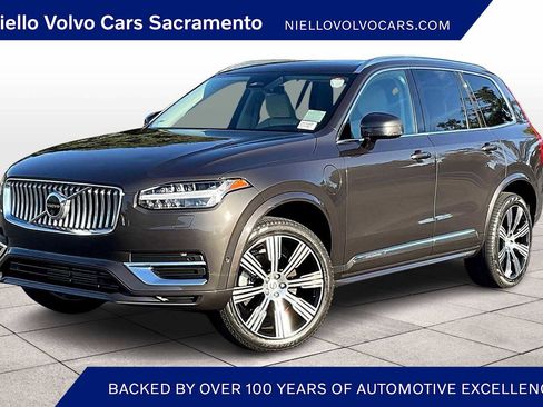 Used 2024 Volvo XC90 T8 Plus image 1