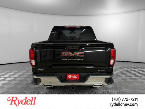 Used 2023 GMC Sierra 1500 SLE AWD/4WD image 4