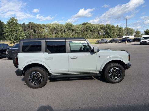 Certified 2023 Ford Bronco Outer Banks AWD/4WD image 4