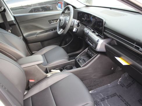Used 2026 Hyundai Kona SEL Premium AWD/4WD image 35