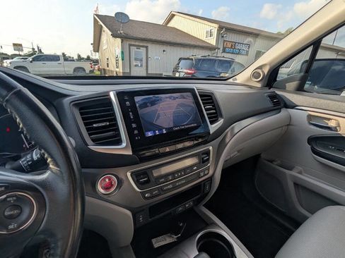 Used 2017 Honda Ridgeline RTL-T image 24