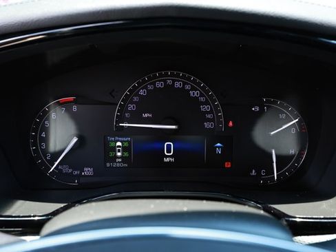 Used 2019 Cadillac XT5 FWD image 12