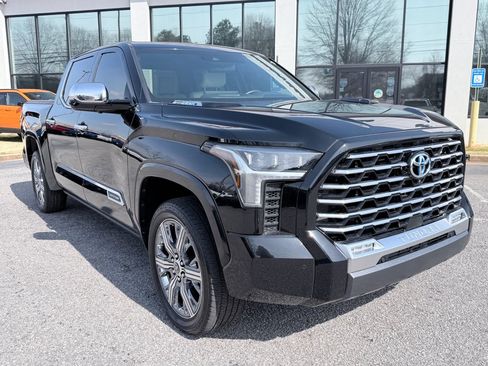 Used 2022 Toyota Tundra Capstone image 2