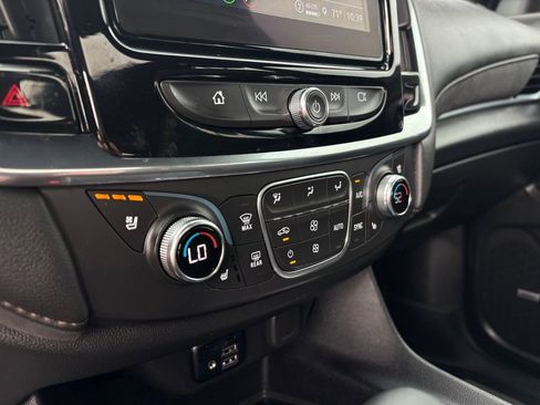 Used 2023 Chevrolet Traverse High Country w/ LPO, Floor Liner Package AWD/4WD image 19