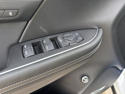 New 2026 Buick Envision Sport Touring AWD/4WD image 17