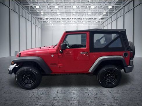Used 2015 Jeep Wrangler Sport w/ Connectivity Group AWD/4WD image 2