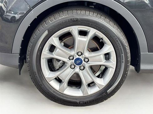 Used 2015 Ford Escape Titanium image 34