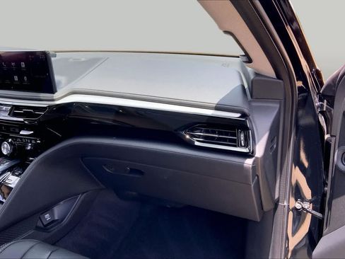 Certified 2026 Acura MDX FWD w/ Technology Package image 17