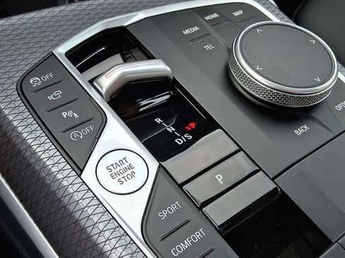 New 2026 BMW 330i Sedan w/ Premium Package image 13