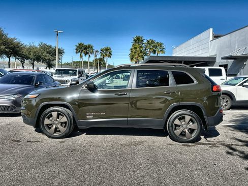 Used 2016 Jeep Cherokee 75th Anniversary image 3