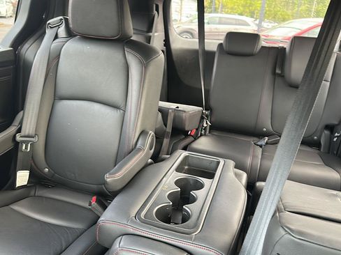 Used 2025 Honda Odyssey Sport-L image 15