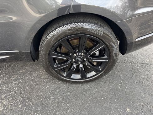 Used 2022 Land Rover Range Rover Sport HSE Silver Edition image 31