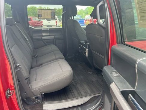Used 2019 Ford F150 XLT w/ Equipment Group 302A Luxury AWD/4WD image 11
