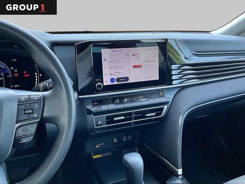 Used 2025 Toyota Camry LE FWD image 7