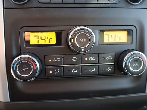 Used 2013 Nissan Frontier SV w/ SV Value Truck Pkg image 30