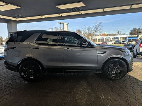 Used 2023 Land Rover Discovery HSE R-Dynamic image 4