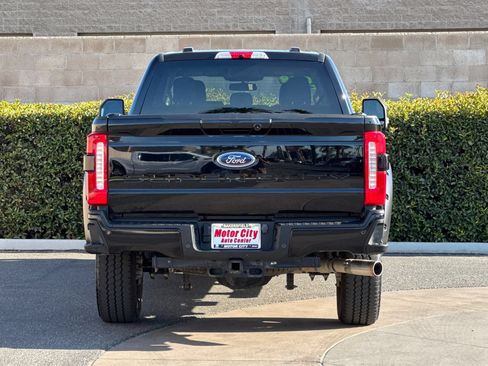 Used 2024 Ford F250 XLT w/ XLT Premium Package AWD/4WD image 5