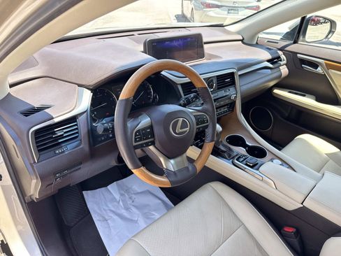 Used 2018 Lexus RX 350 FWD w/ Premium Package image 21