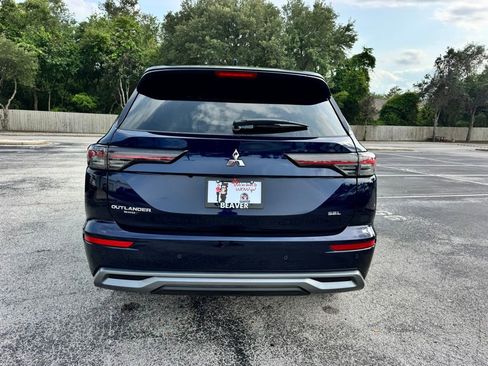 New 2026 Mitsubishi Outlander SEL FWD image 7