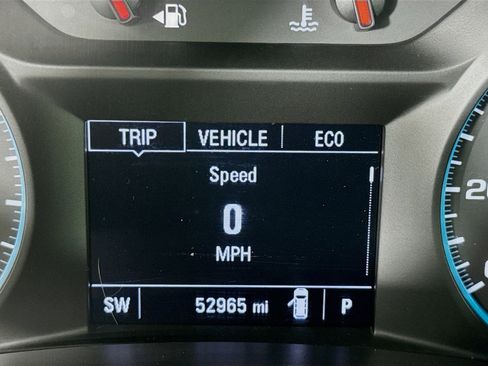 Used 2018 Chevrolet Equinox LT image 15