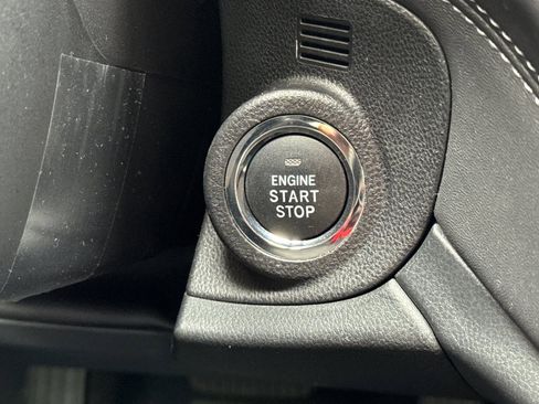 Used 2025 Subaru Outback Limited image 30