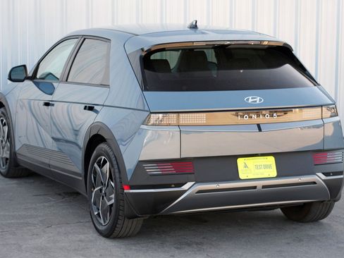 Used 2023 Hyundai Ioniq 5 SEL w/ Cargo Package image 44