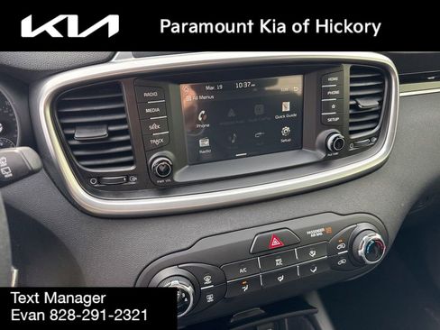 Used 2019 Kia Sorento LX image 23