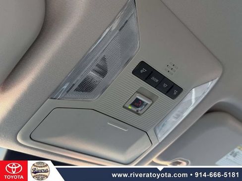 Used 2023 Toyota RAV4 LE AWD/4WD image 27