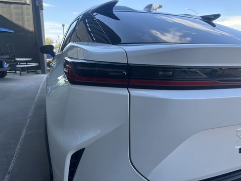 Used 2024 Lexus RZ 450e Premium image 12