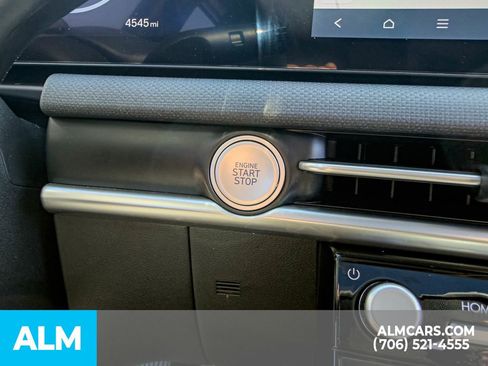 Certified 2025 Hyundai Tucson SEL FWD image 21