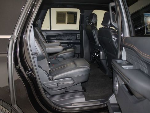 Used 2023 Ford Expedition Max Platinum image 35