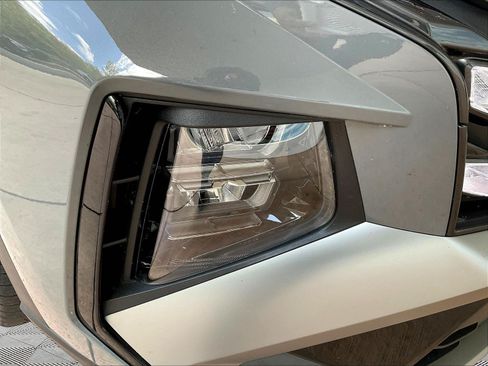 Used 2025 Hyundai Tucson SE FWD image 29
