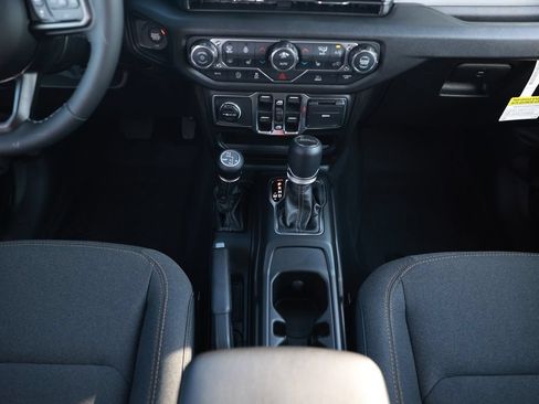 New 2026 Jeep Gladiator Sport AWD/4WD image 26