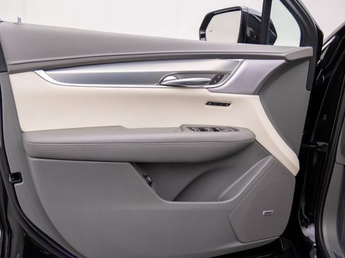 Used 2025 Cadillac XT5 Premium Luxury w/ LPO, Floor Liner Package image 13