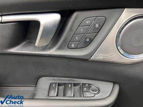 Used 2025 Buick Enclave Avenir image 29