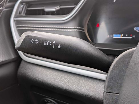 Used 2023 Jeep Grand Cherokee Laredo image 26