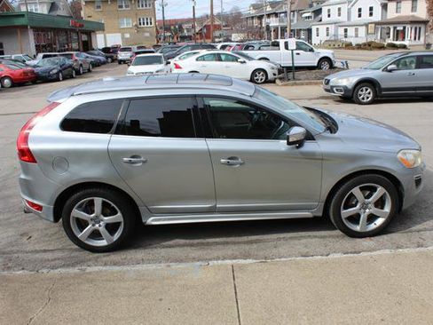 Used 2012 Volvo XC60 T6 R-Design image 2
